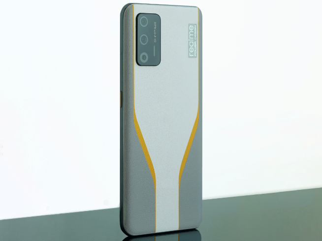 Redmi K40有力競(jìng)爭(zhēng)者？realme GT新旗艦確認(rèn)3月4日發(fā)布