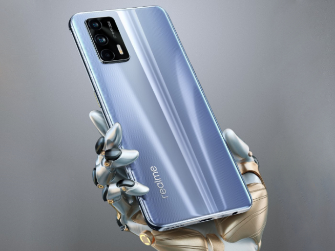 楊冪成為realme全球品牌代言人！realme GT真機提前亮相