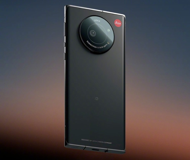 徠卡首款手機(jī)LEITZ Phone 1：傳統(tǒng)相機(jī)即視感！售價破萬很徠卡