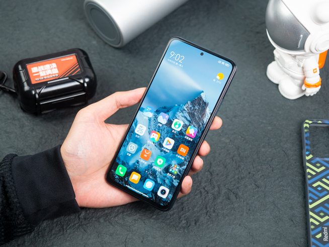 120W秒充精準(zhǔn)拿捏對手！Redmi Note 11 Pro+上手體驗(yàn)