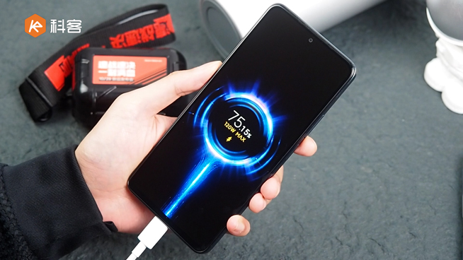 120W秒充精準(zhǔn)拿捏對手！Redmi Note 11 Pro+上手體驗(yàn)