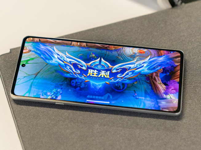游戲手機也要爭驍龍8首發？聯想拯救者Y90電競手機對標紅魔7系列