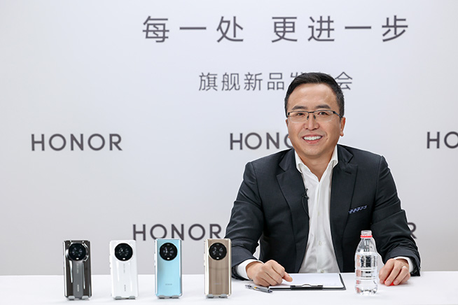 造車造芯？內(nèi)卷？榮耀CEO趙明回應(yīng)幾大熱門話題：歡迎和蘋果比