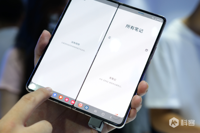 細節升級更輕盈！三星Galaxy Z Fold4/Flip4現場上手
