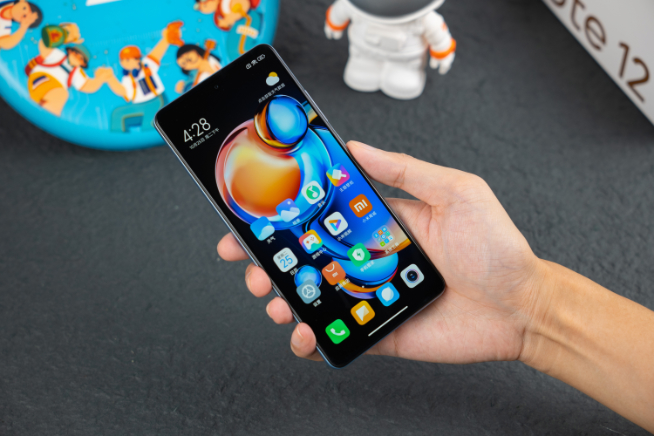 Redmi Note 12 Pro+上手：首發(fā)2億主攝！雙11內(nèi)卷開始