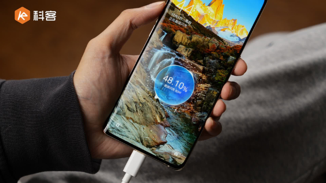 OPPO Reno9 Pro+體驗：告別IMX766！更符合超大杯之名？