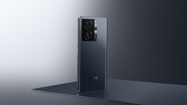 120W閃充卷入千元檔，iQOO Z7系列發布：LCD屏配大電池